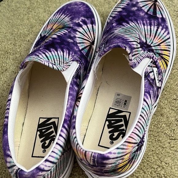 NWOT VANS 7.5 - Picture 4 of 5